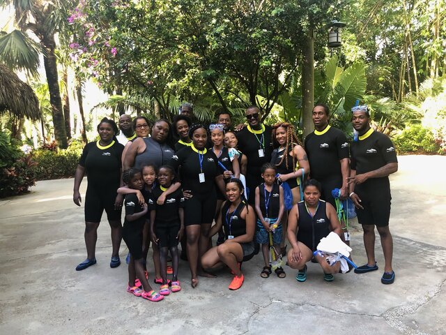 Family Vacation - Discovery Cove