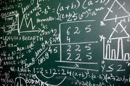 Hamilton deja sus estudios