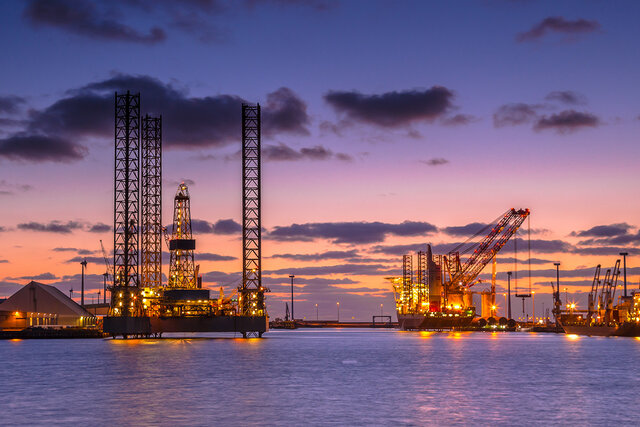 INDUSTRIA PETROLERA Y ELECTRICA