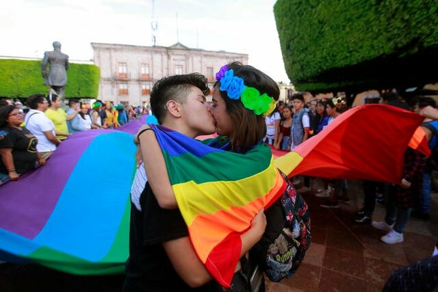Homosexualidad legal