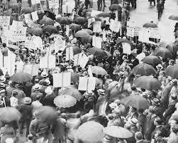 LA CRSIS DE LA SOBREPRODUCCIO