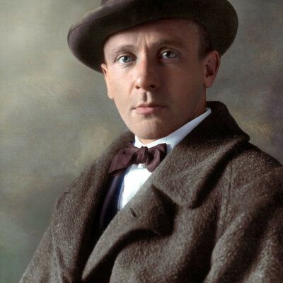 Timeline: М.А. Булгаков - 130 лет