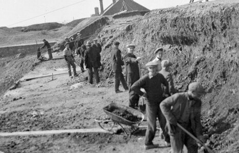 Unemployment Relief Camps (1)