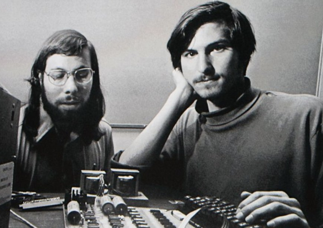 Apple empieza en la cochera de Jobs