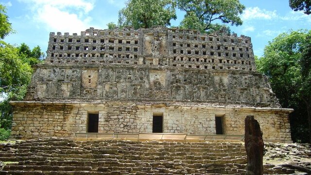 MAYAS: YAXCHILAN