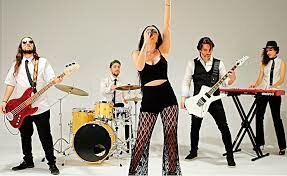 Tocar con mis amigos.