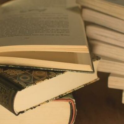 Timeline: Historia de la Literatura Costarricense