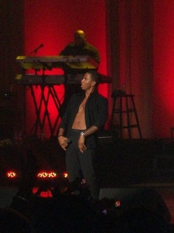 OMG! Trey Songz!!