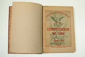 Promulgación de las llamadas Siete Leyes Constitucionales de 1835