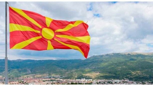 MACEDONIA DECLARA SU INDEPENDENCIA