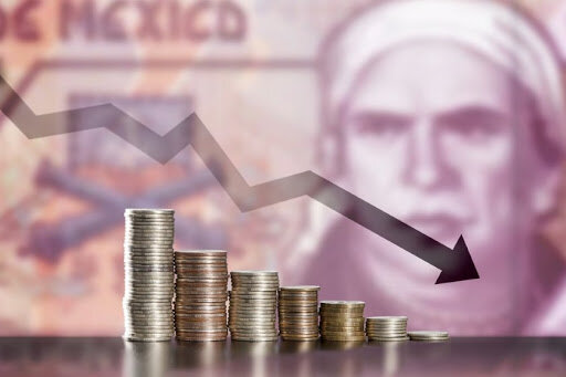 La devaluación golpeó con fuerza la moneda mexicana al comenzar la década