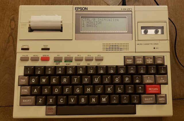 EPSON HX-20: Se crea la Epson HX-20 la primera computadora portáti