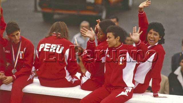 Equipo de vóley consigue la medalla de plata