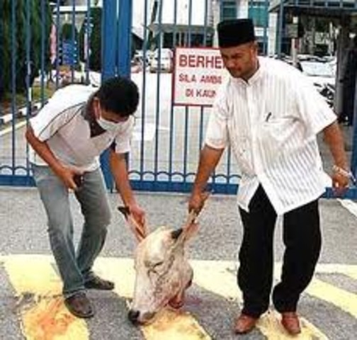Cow head march at Selangor State Secretariat