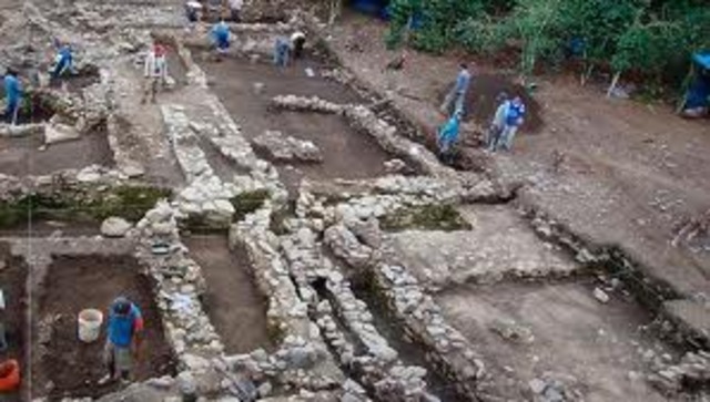 Wari Civilization reaches its zenith.