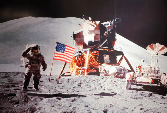 Primer viaje del hombre a la Luna