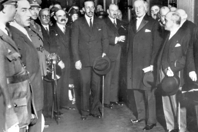 Abdicación del Rey Alfonso XIII