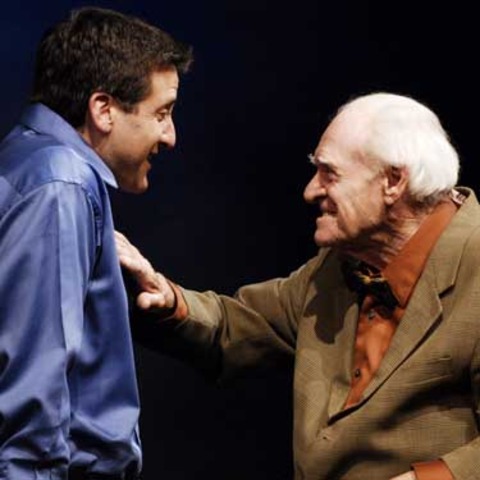 Morrie befriends patients