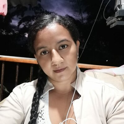 Timeline: YUDI LORENA MUTIS