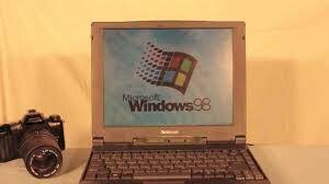COMPUTADOR PORTATIL (LAPTOP) (1994)