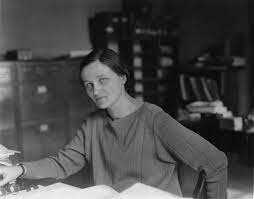 NASCISTA CECILIA PAYNE GAPOSCHKIN