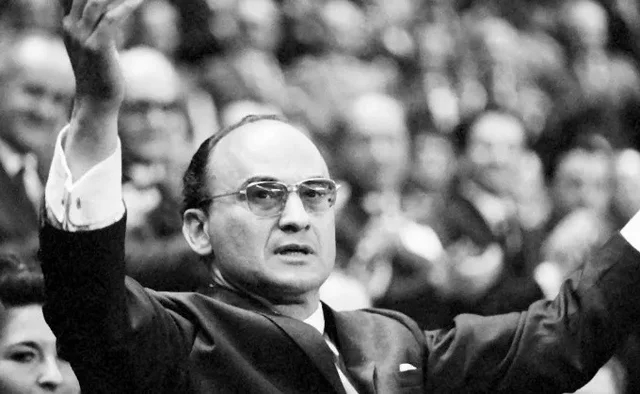 Modelo de desarrollo compartido  Luis Echeverría