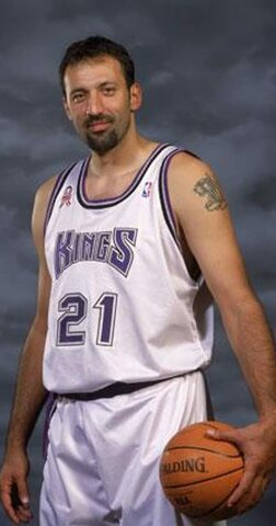 Rodil Vlade Divac