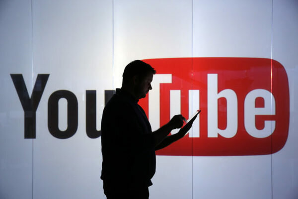 Nace YouTube por Steve Chen, Jawed Karim y Chad Hurley; tres antiguos empleados de PayPal.