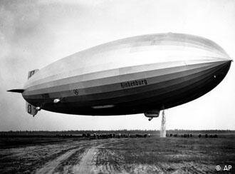 9-  O balão dirigível de Zeppelin