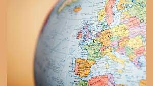 Alberto Fernández inicia gira por Europa