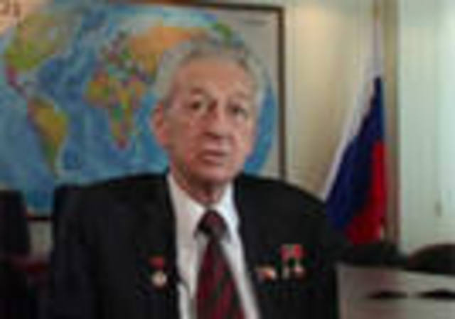 Виталий Иванович уволился из НПО «Энергия» и отряда космонавтов в связи с переходом на работу в Государственную Думу Российской Федерации.