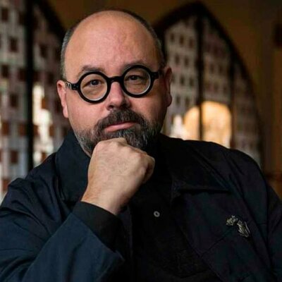 Timeline: Carlos Ruiz Zafón