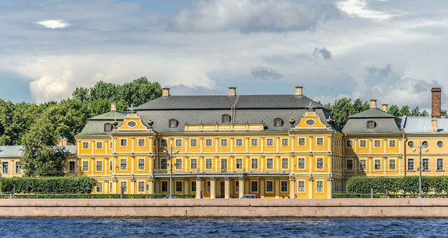 Construcción del Palacio de Menshikov en San Petersburgo