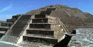PIRAMIDE DE LA LUNA
