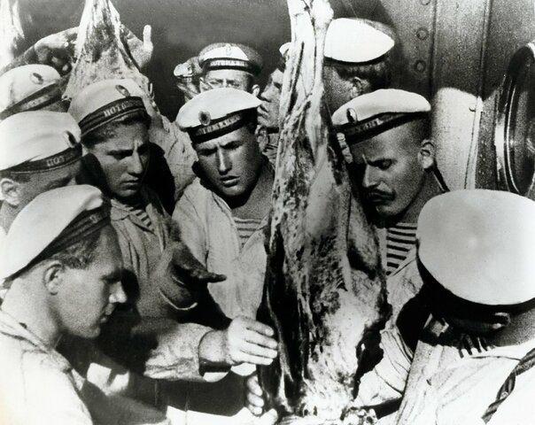 REVUELTA EN EL ACORAZADO POTEMKIN