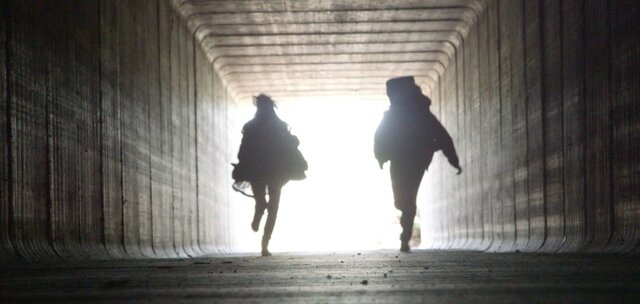 PROPUESTA DE HUIR A SONIA