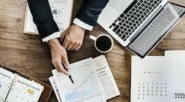 Timeline: Línea de tiempo: Evolución de la Administración y Gestión