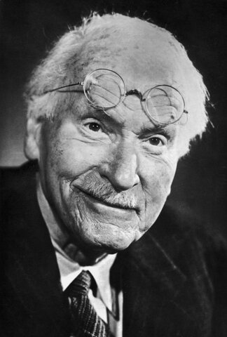 Nacimiento de Carl Jung