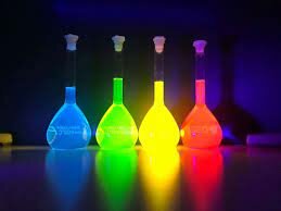 Cerveza fluorescente