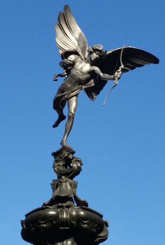 Primera Estatua de Aluminio