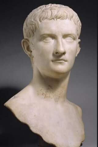 Início do governo do imperador Nero