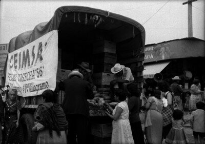 Creación de la compañía exportadora e importadora mexicana.