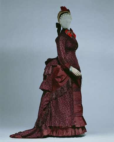 Extensive Decoration