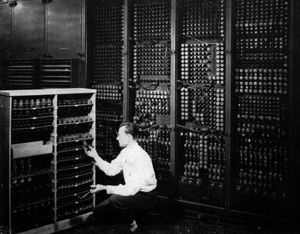 1946