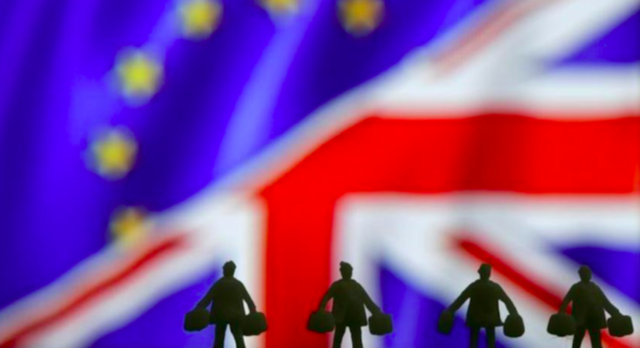 Début de l’immigration en provenance du Royaume-Uni