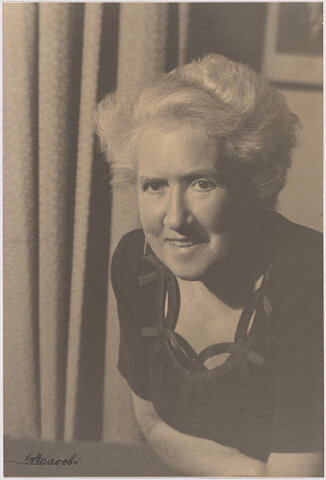 Nacimiento de Clara Thompson