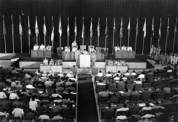 CONFERENCIA DE BANDUG