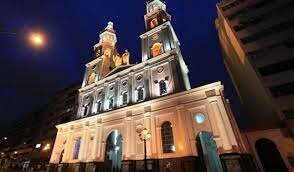 Entran los protestantes