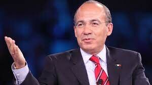 Felipe Calderon Hinojosa asume la presidencia