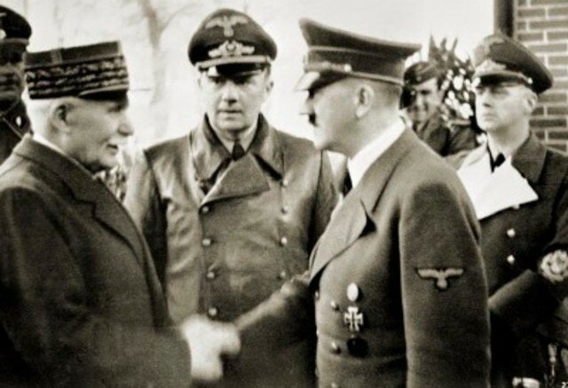 Alemania ocupa París